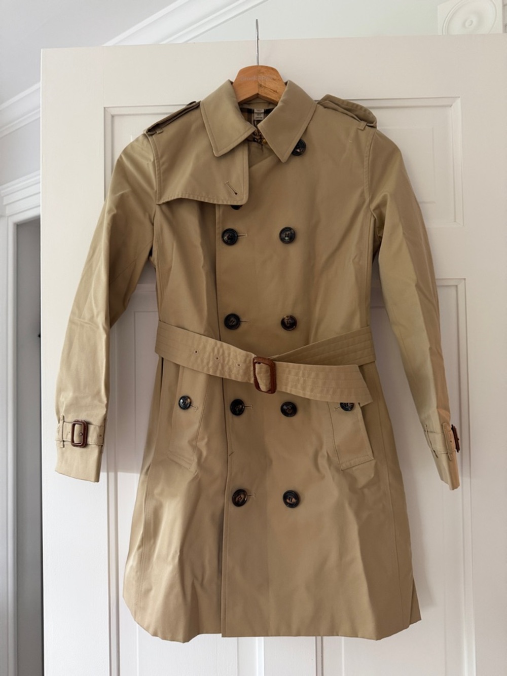 Burberry Khaki Tan Double-Breasted Trench Coat new with tags 10y
